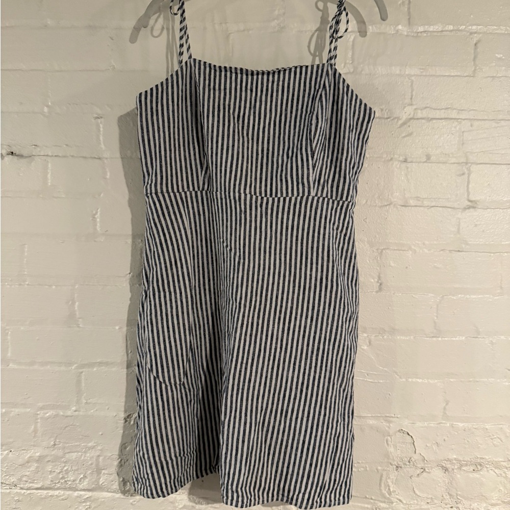 Old Navy White and Blue Sheath Mini Dress